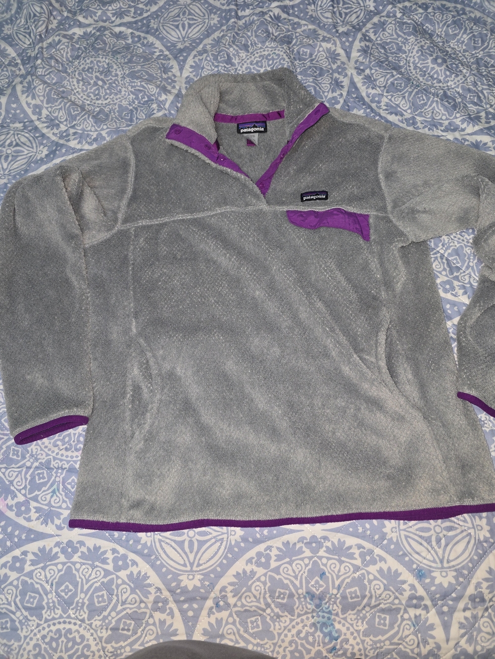 Patagonia Gray Fleece Pullover with Purple Trim
